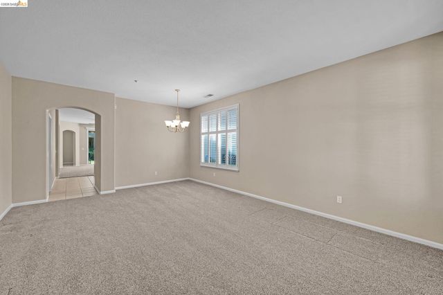 297 Baldwin Dr, Brentwood, CA 94513