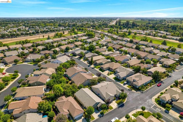 297 Baldwin Dr, Brentwood, CA 94513