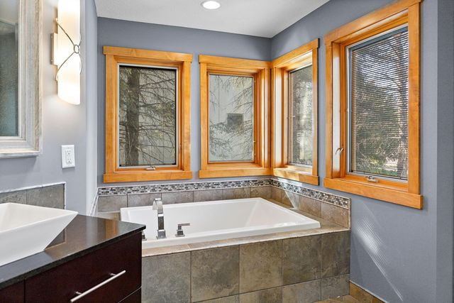 1610 Johnson Drive, Stillwater, MN 55082