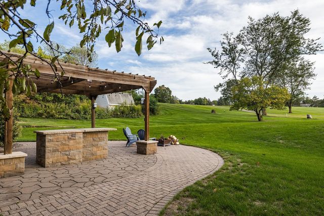 1610 Johnson Drive, Stillwater, MN 55082