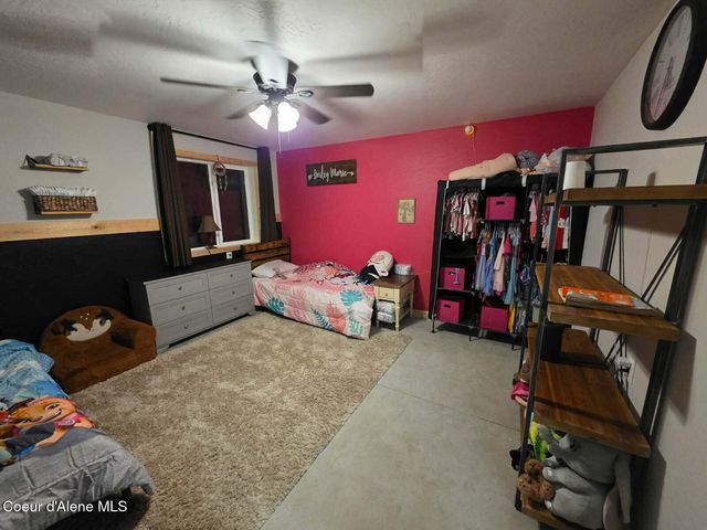 6922 Clagstone RD, Spirit Lake, ID 83869