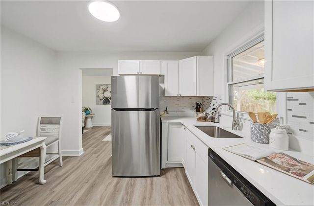 116 Woodhaven RD, Newport News, VA 23608