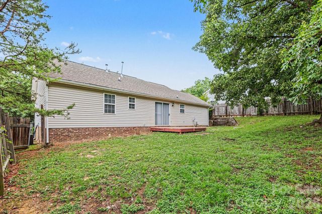 8028 Lobilia Lane, Charlotte, NC 28214