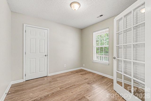 8028 Lobilia Lane, Charlotte, NC 28214