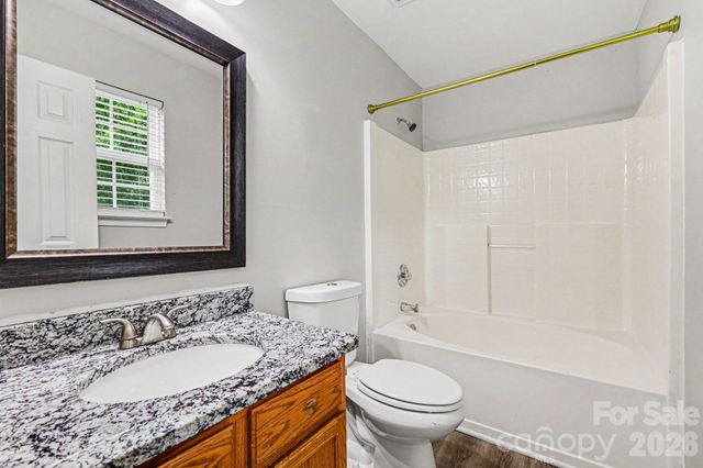 8028 Lobilia Lane, Charlotte, NC 28214