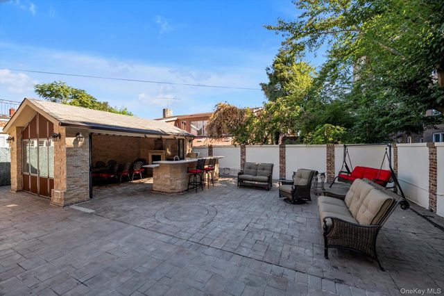 7207 112th Street, Forest Hills, NY 11375