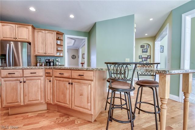 8075 Rainbow Drive, Concord Twp, OH 44077