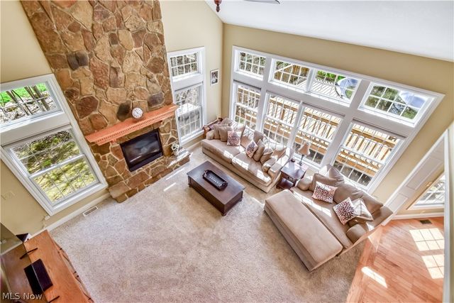 8075 Rainbow Drive, Concord Twp, OH 44077