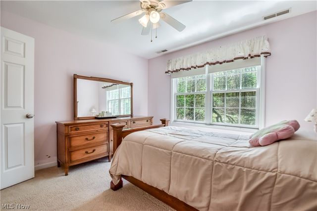 8075 Rainbow Drive, Concord Twp, OH 44077