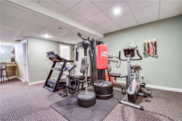 8075 Rainbow Drive, Concord Twp, OH 44077
