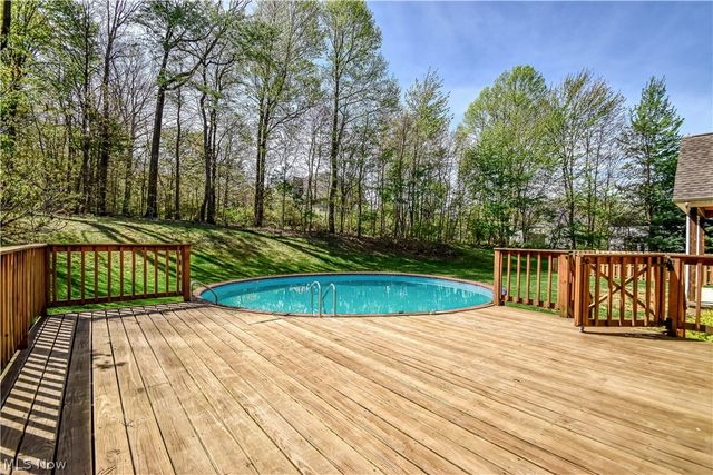 8075 Rainbow Drive, Concord Twp, OH 44077