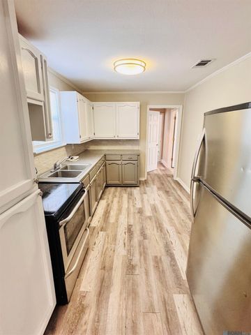1216 N 44th St, Baton Rouge, LA 70805
