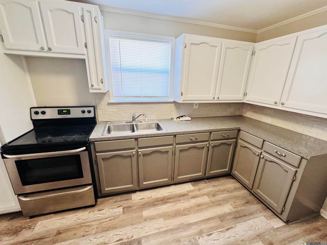 1216 N 44th St, Baton Rouge, LA 70805