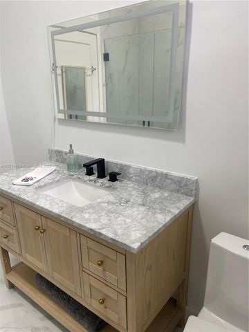 27 NE 49th St Main, Miami, FL 33137