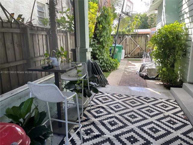 27 NE 49th St Main, Miami, FL 33137