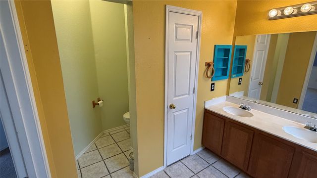 10502 Augusta Lane, Rowlett, TX 75089