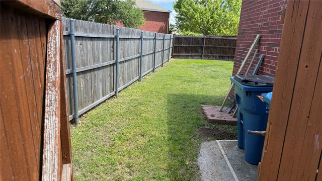 10502 Augusta Lane, Rowlett, TX 75089