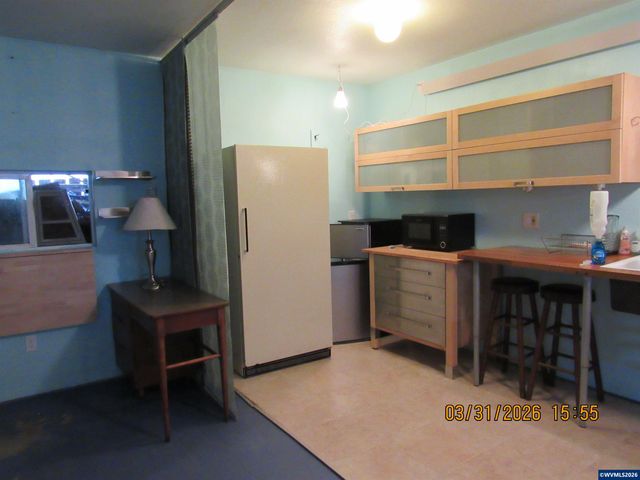 854 SW Swift Av, Mill City, OR 97360