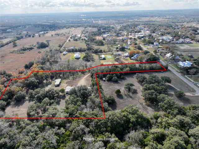 505 N Live Oak Street, Round Top, TX 78954