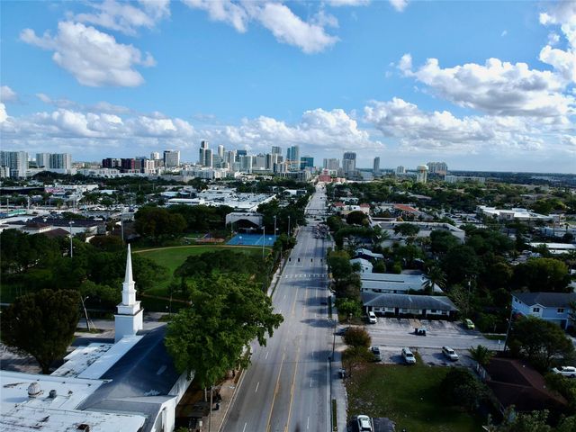 1123 N Andrews Ave, Fort Lauderdale, FL 33311