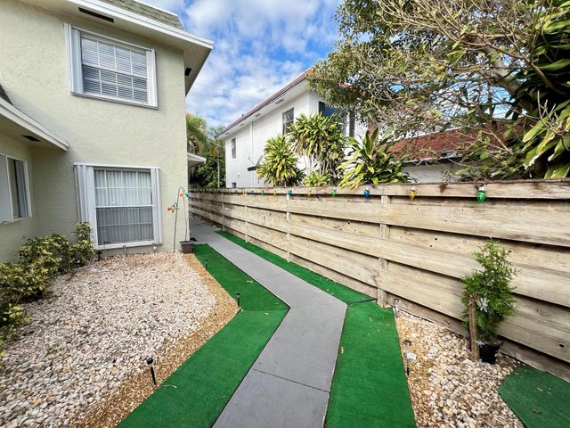 1123 N Andrews Ave, Fort Lauderdale, FL 33311