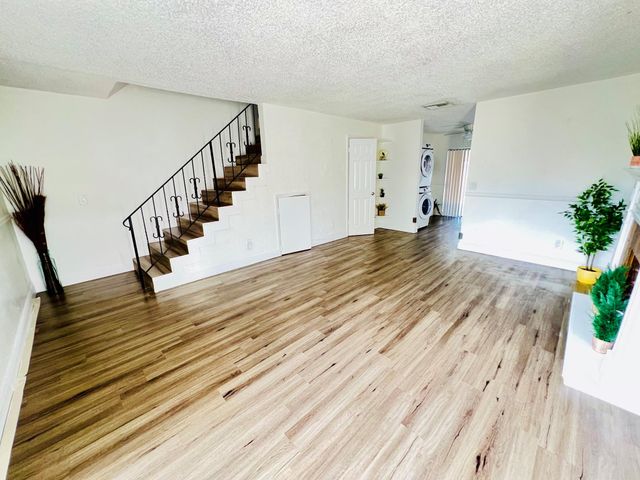 1123 N Andrews Ave, Fort Lauderdale, FL 33311