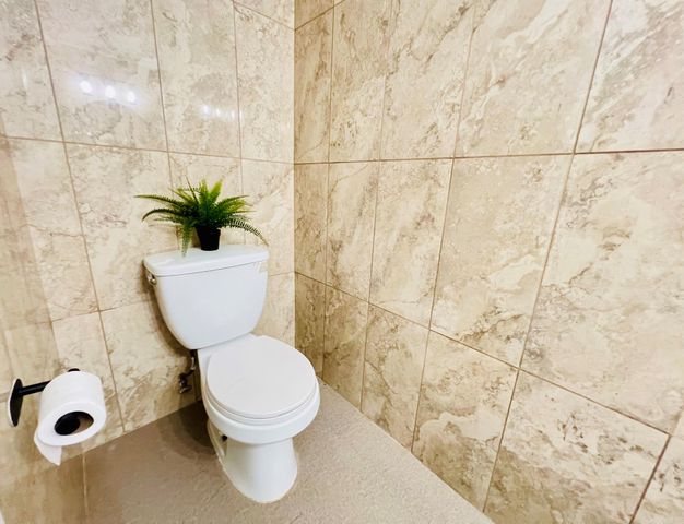 1123 N Andrews Ave, Fort Lauderdale, FL 33311