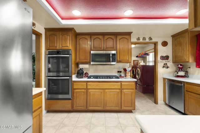 28450 Capano Bay Court, Menifee, CA 92584