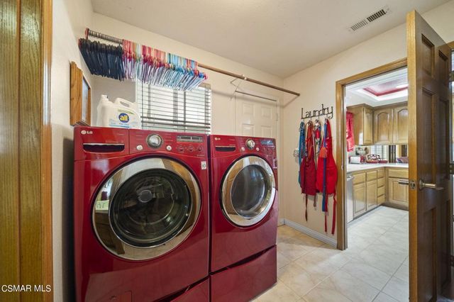 28450 Capano Bay Court, Menifee, CA 92584