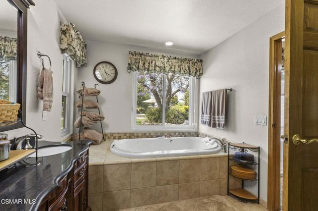 28450 Capano Bay Court, Menifee, CA 92584