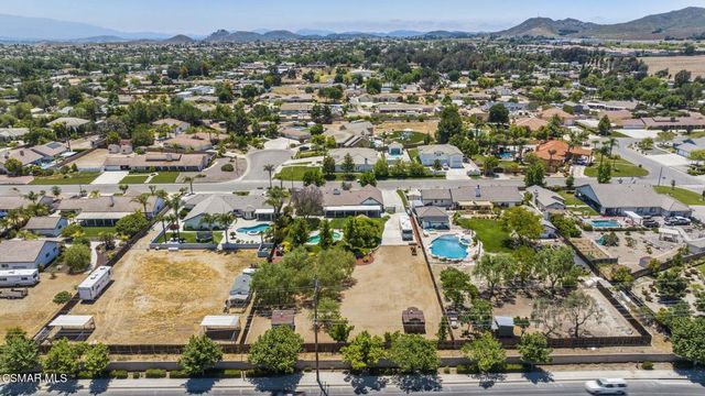 28450 Capano Bay Court, Menifee, CA 92584