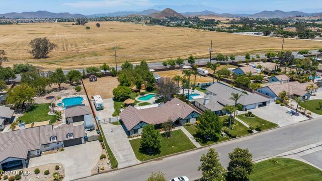 28450 Capano Bay Court, Menifee, CA 92584