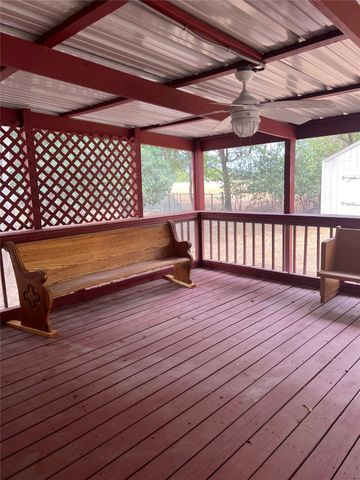 814 W Bridge Street, Granbury, TX 76048