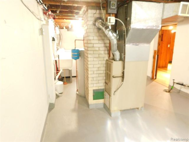 526 S Meade Street, Flint, MI 48503