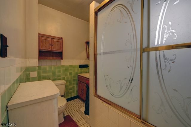 459 E 23rd St, Paterson City, NJ 07514