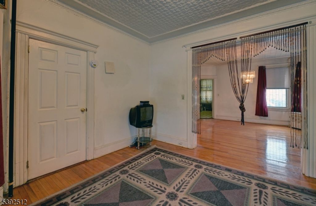 459 E 23rd St, Paterson City, NJ 07514 — photo 4