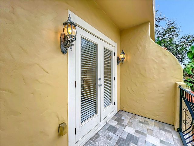 2806 E WASHINGTON STREET S, Orlando, FL 32803