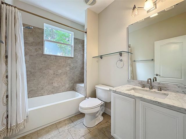 2806 E WASHINGTON STREET S, Orlando, FL 32803