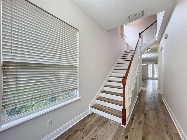 2806 E WASHINGTON STREET S, Orlando, FL 32803