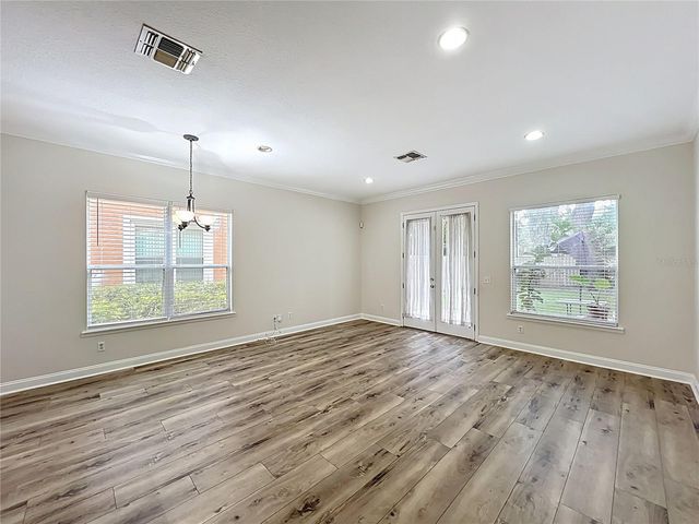 2806 E WASHINGTON STREET S, Orlando, FL 32803