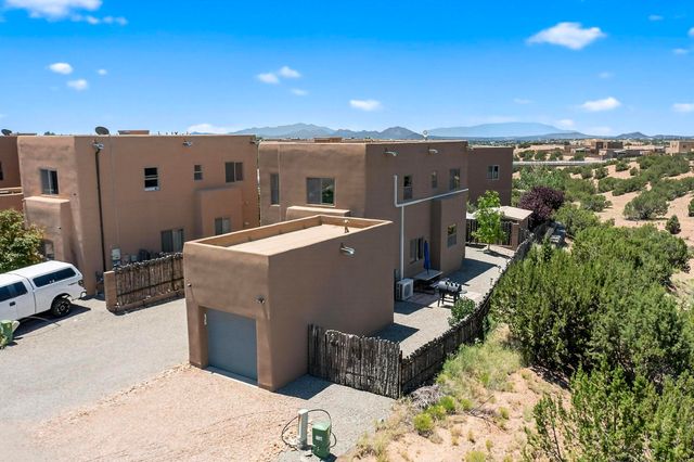 4644 Callejon Lechuza, Santa Fe, NM 87507