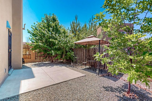 4644 Callejon Lechuza, Santa Fe, NM 87507