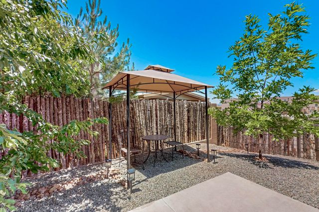 4644 Callejon Lechuza, Santa Fe, NM 87507