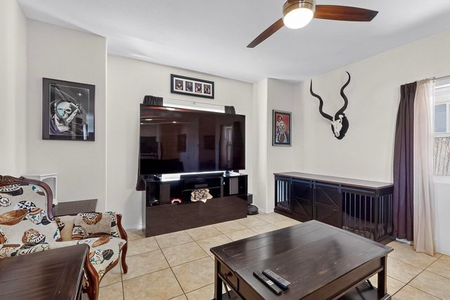 4644 Callejon Lechuza, Santa Fe, NM 87507