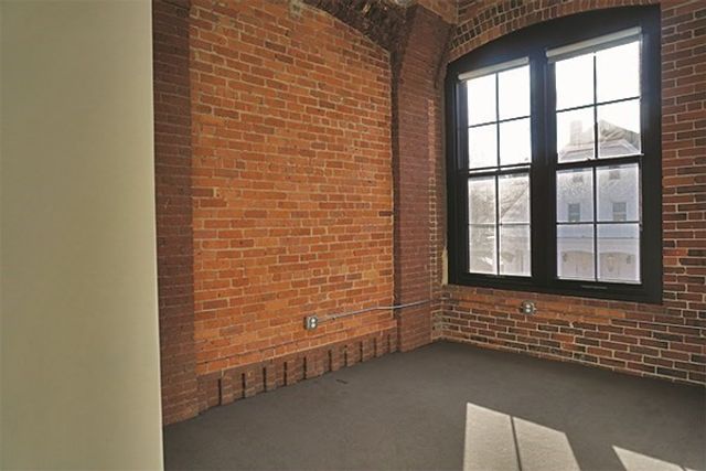 60 Water St 2006, North Andover, MA 01845