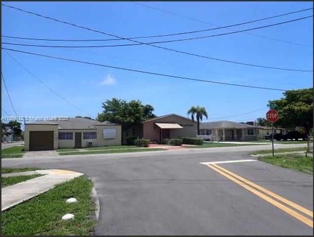 516 NW 4th Ave, Hallandale Beach, FL 33009