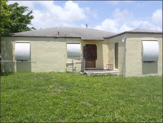 516 NW 4th Ave, Hallandale Beach, FL 33009