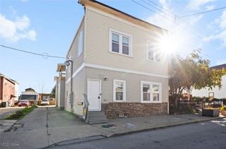 1277 W 67th Street 3, Cleveland, OH 44102