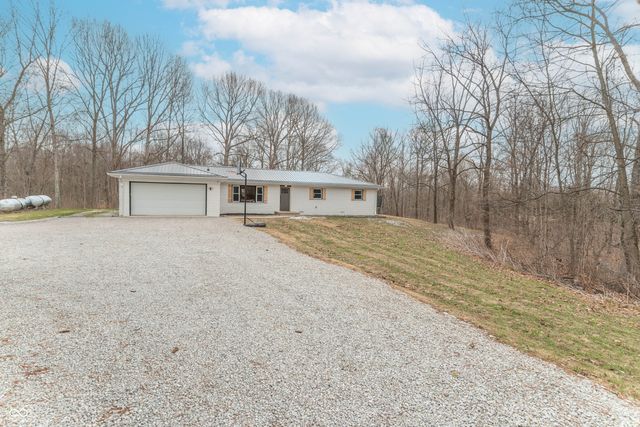 1651 Bill Smith Road, Martinsville, IN 46151