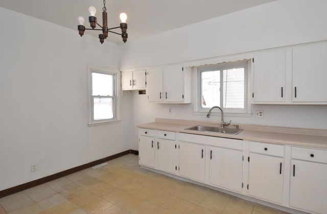 1701 Boyd AVENUE, Racine, WI 53405